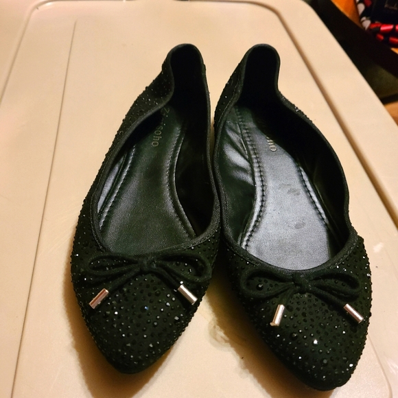 Sparkle Flats - Picture 2 of 6
